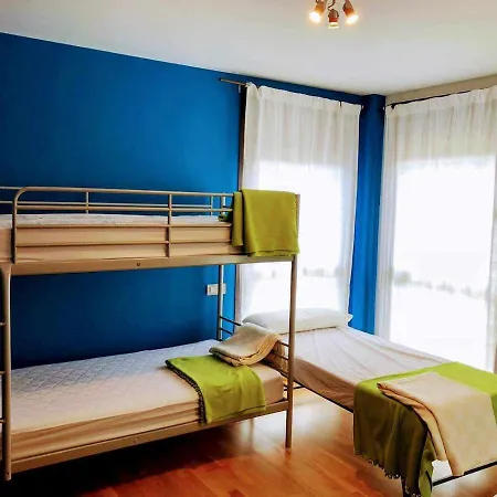 Apartment La Muga Azul *